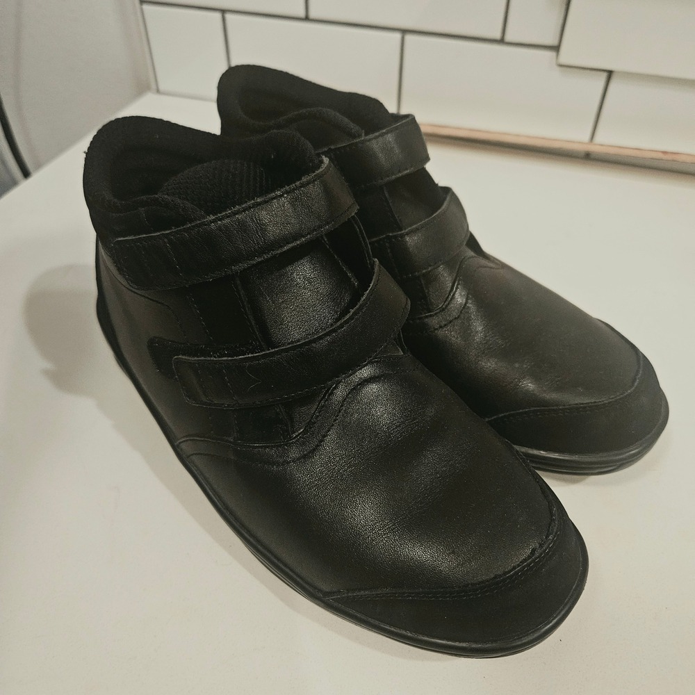 Orthofeet 887 Chattanooga Womens Black Leather Walking Shoes Wide D 7.5 Straps